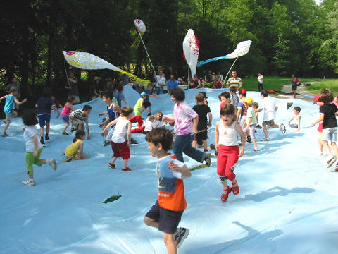 Giochi 'sopra' il lambro
